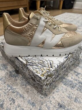 Wonders Beige and Rose Gold Platform Sneaker
